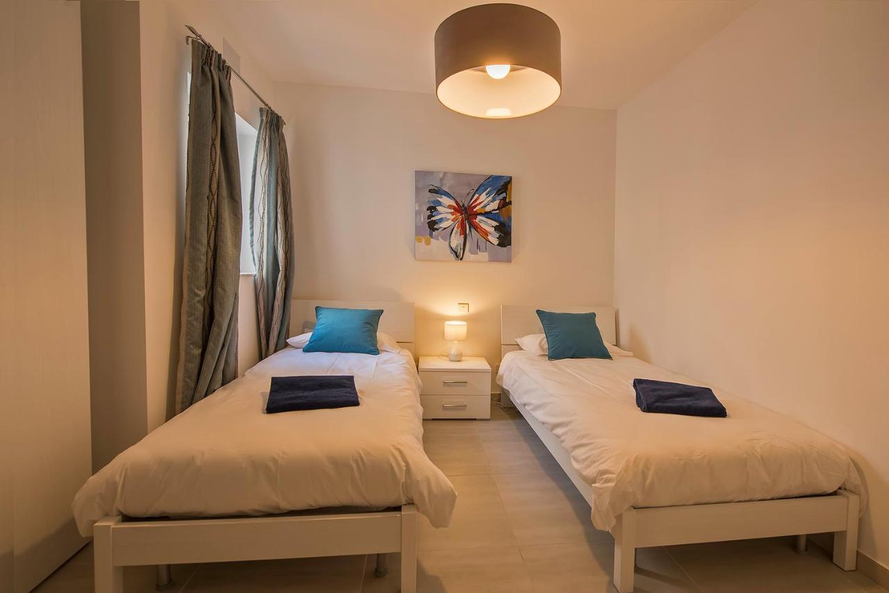 Hillock Residence Apartments Marsalforn Bagian luar foto
