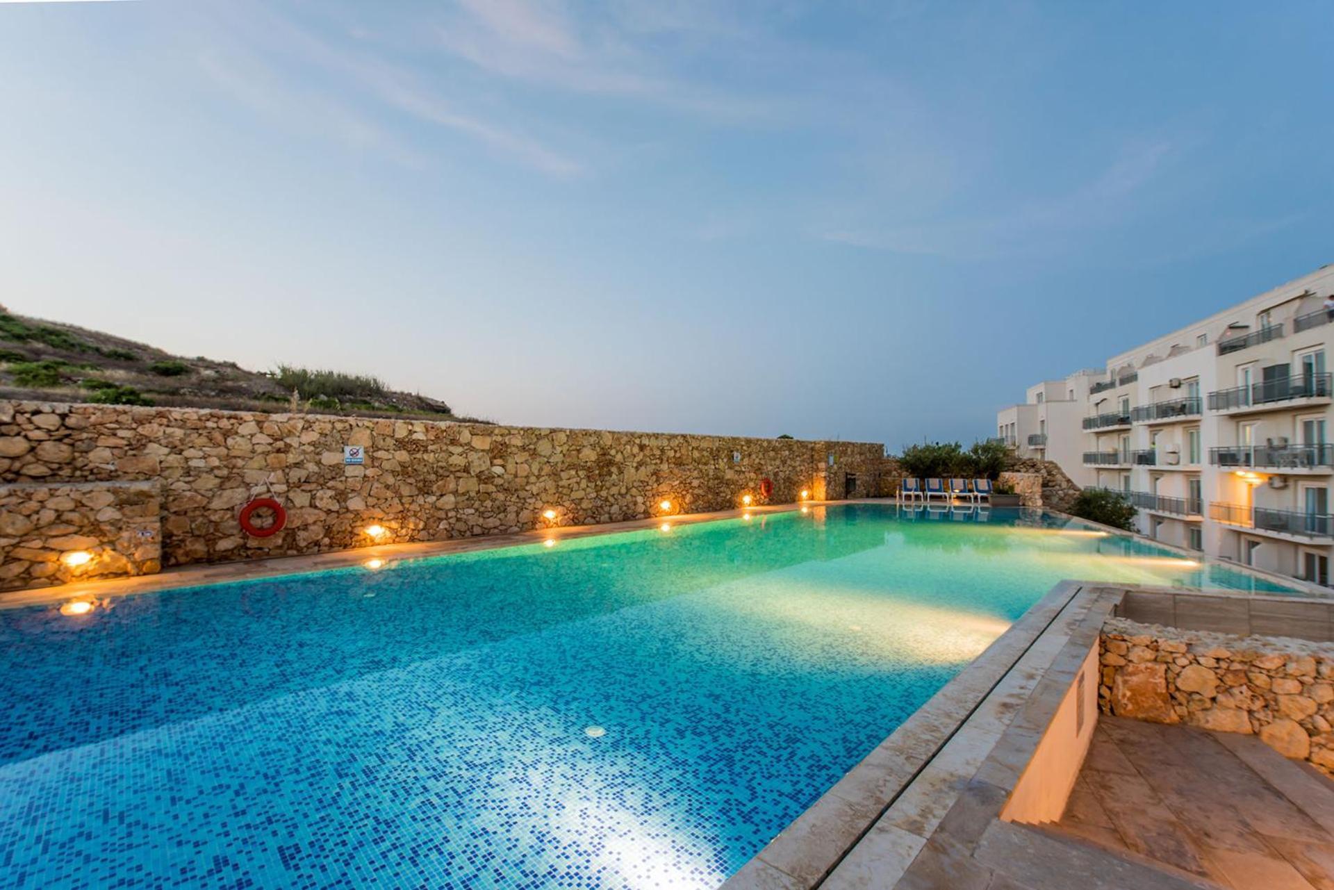 Hillock Residence Apartments Marsalforn Bagian luar foto