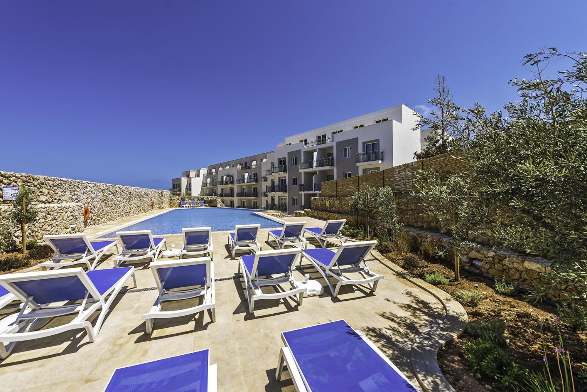 Hillock Residence Apartments Marsalforn Bagian luar foto
