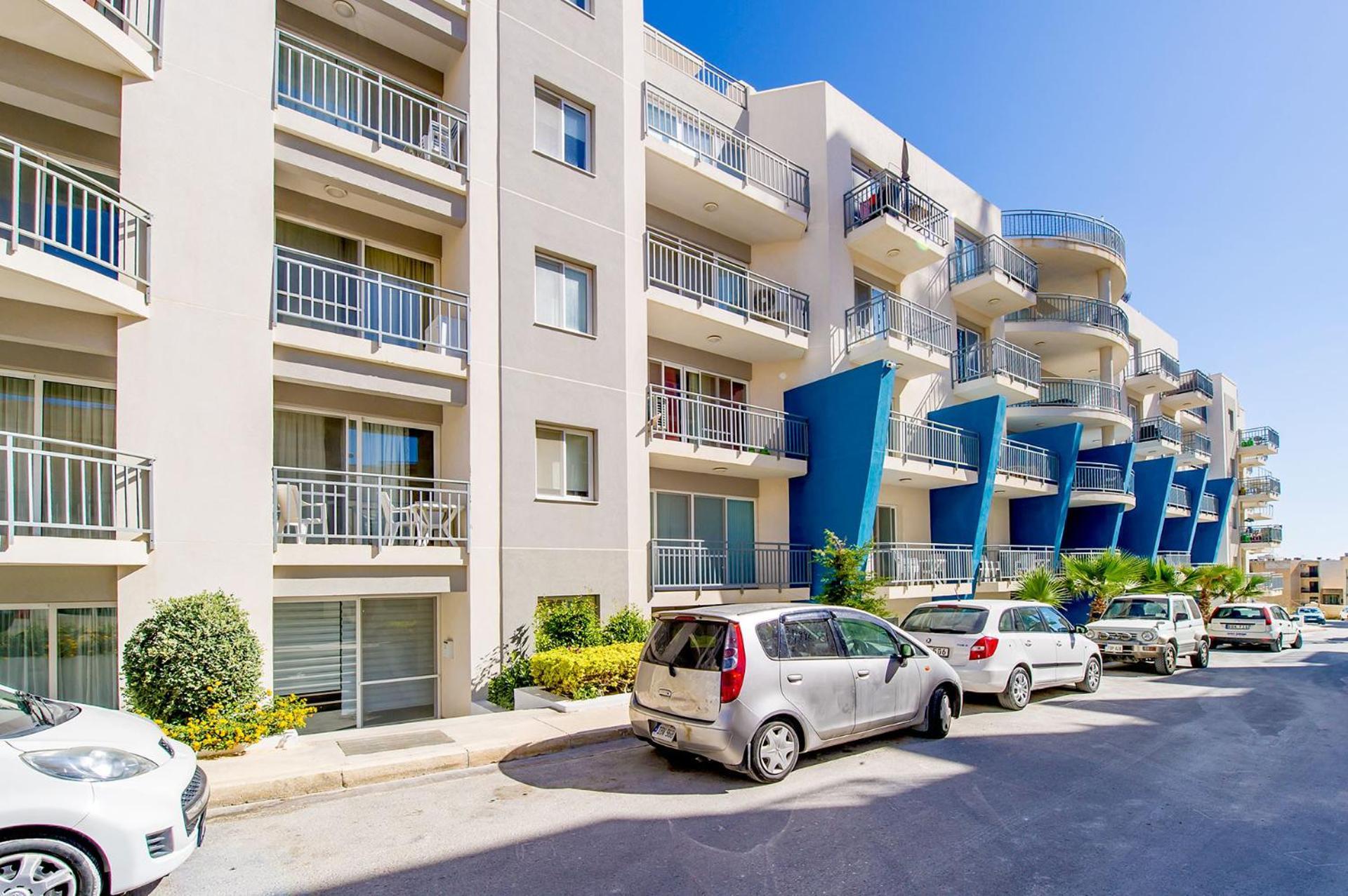 Hillock Residence Apartments Marsalforn Bagian luar foto
