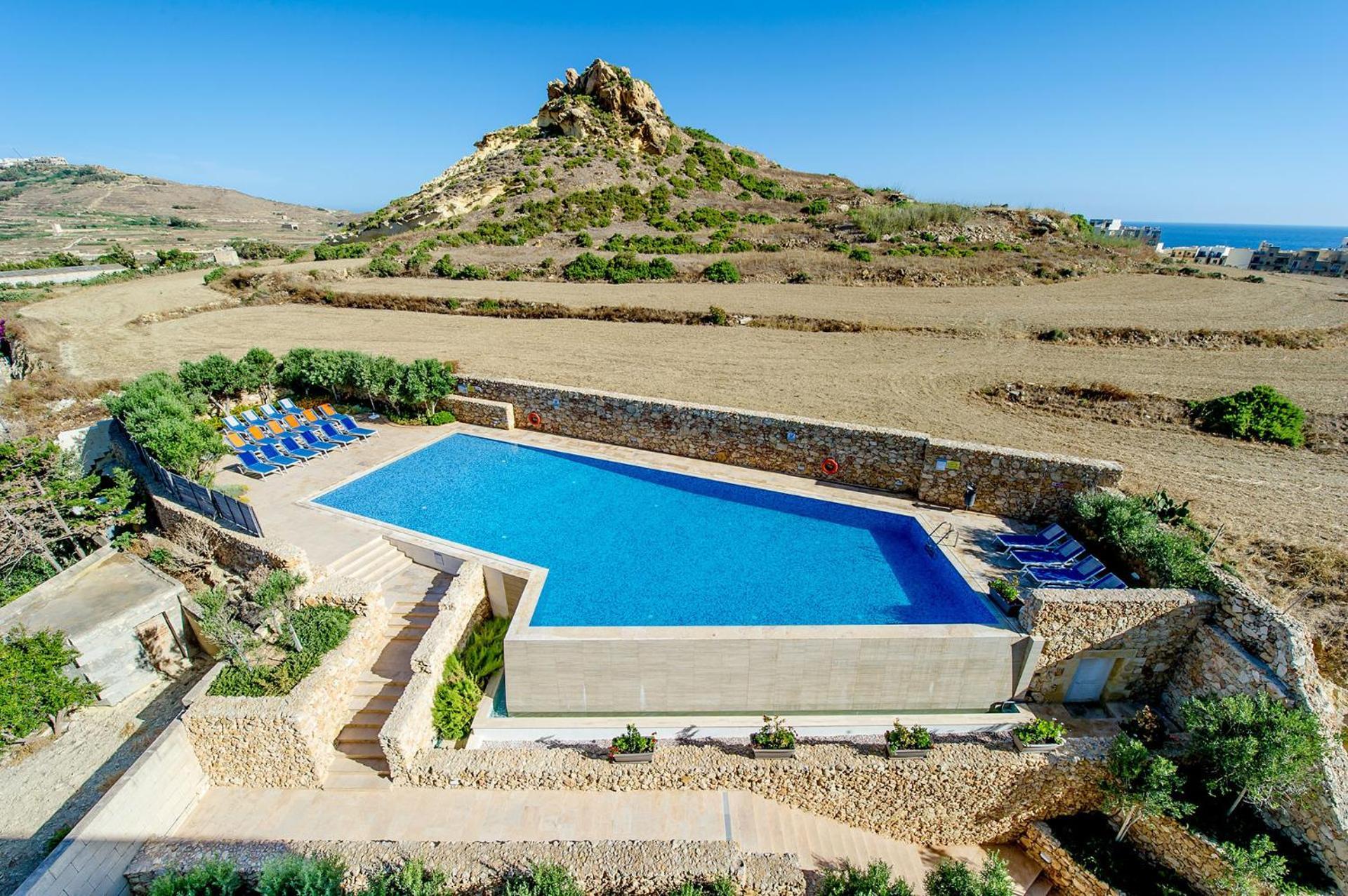 Hillock Residence Apartments Marsalforn Bagian luar foto