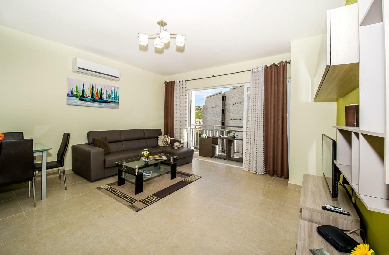 Hillock Residence Apartments Marsalforn Bagian luar foto