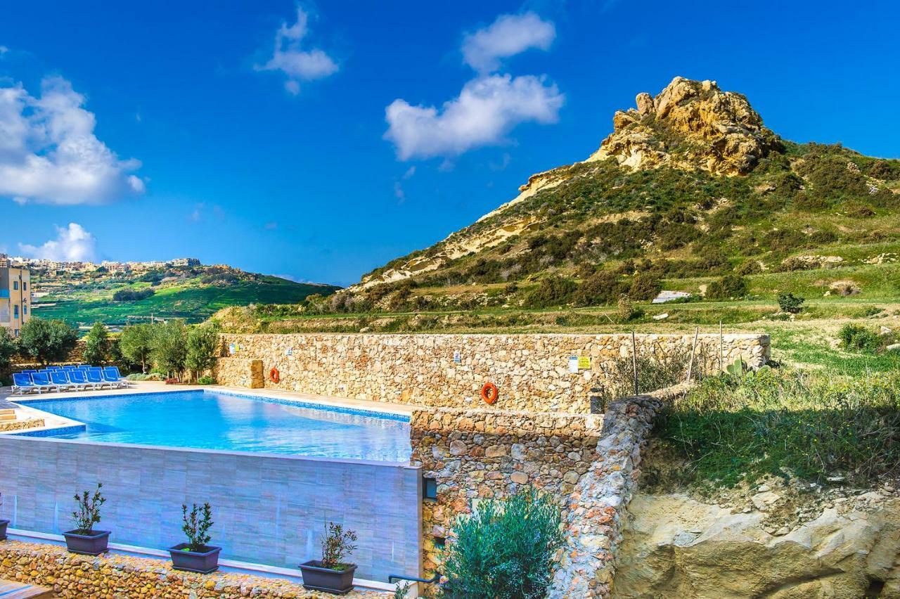 Hillock Residence Apartments Marsalforn Bagian luar foto
